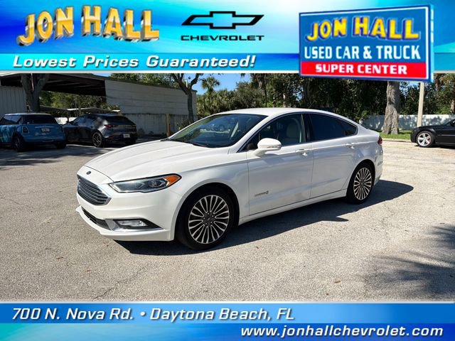Used 2017 Ford Fusion Titanium FWD image 2