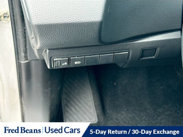 Used 2022 Toyota Corolla SE FWD image 15