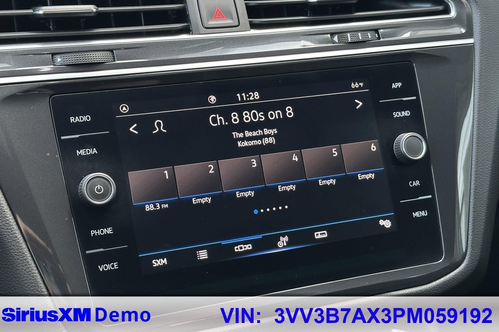 Used 2023 Volkswagen Tiguan SE FWD image 29