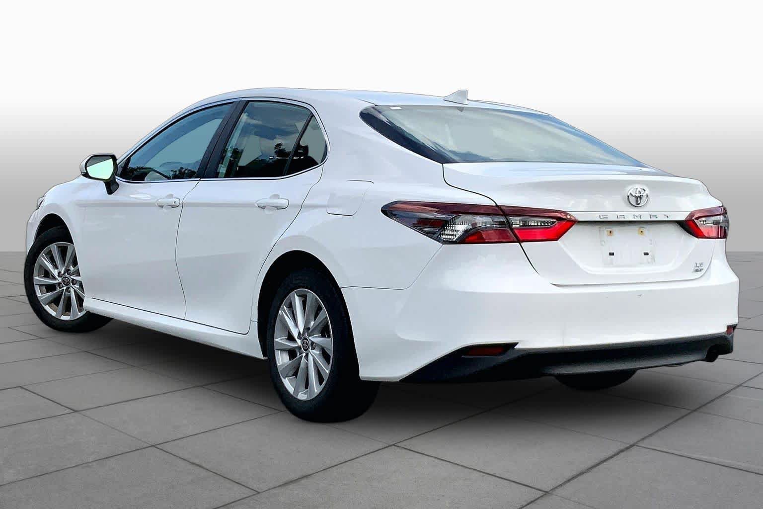 Used 2024 Toyota Camry LE AWD/4WD image 12