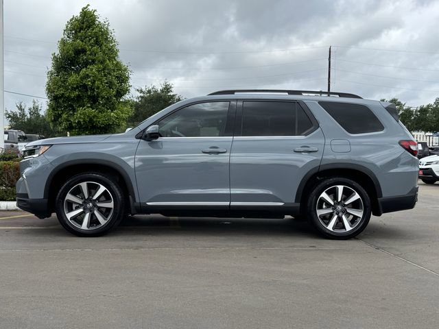 Used 2025 Honda Pilot Touring image 6