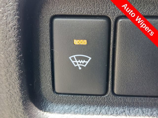 Certified 2021 Toyota 4Runner Venture w/ Moonroof Package AWD/4WD image 22