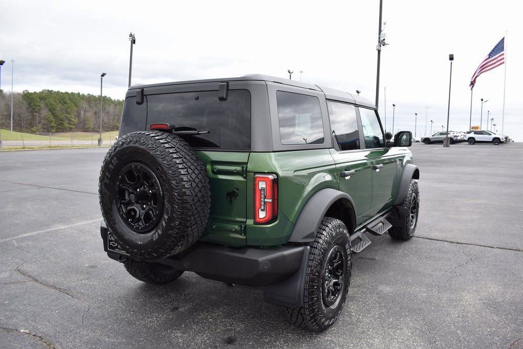 Used 2023 Ford Bronco Wildtrak image 4