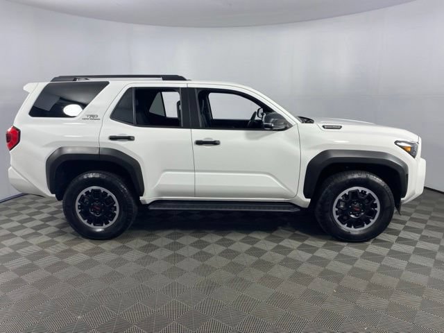 Used 2025 Toyota 4Runner TRD Off-Road Premium AWD/4WD image 14
