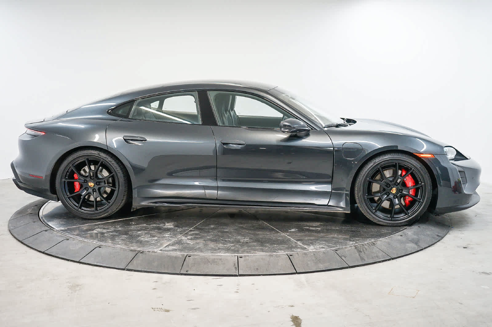 Certified 2023 Porsche Taycan GTS AWD/4WD image 8
