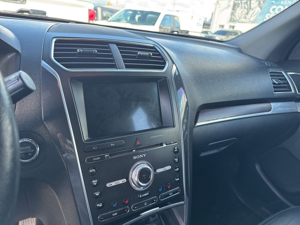 Used 2018 Ford Explorer Limited image 13