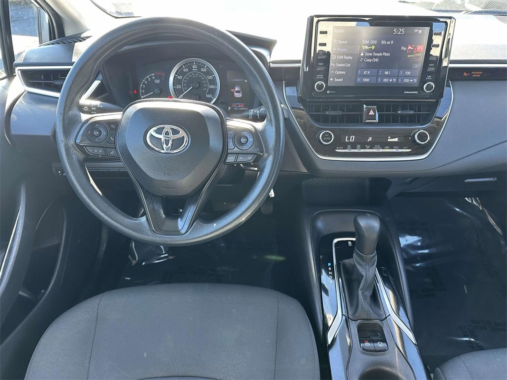 Used 2022 Toyota Corolla LE image 10