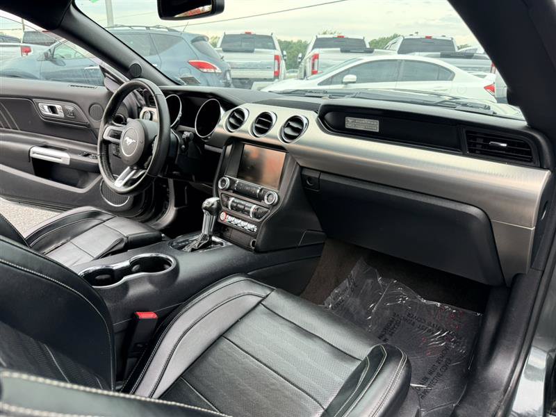 Used 2015 Ford Mustang GT Premium w/ Equipment Group 401A RWD image 13