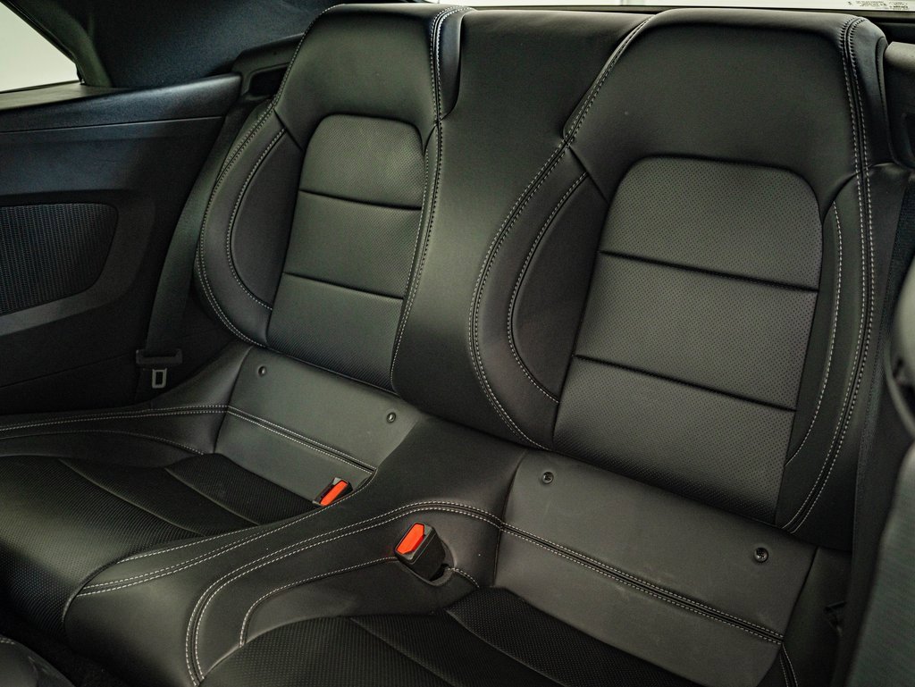 Used 2025 Ford Mustang Premium image 39