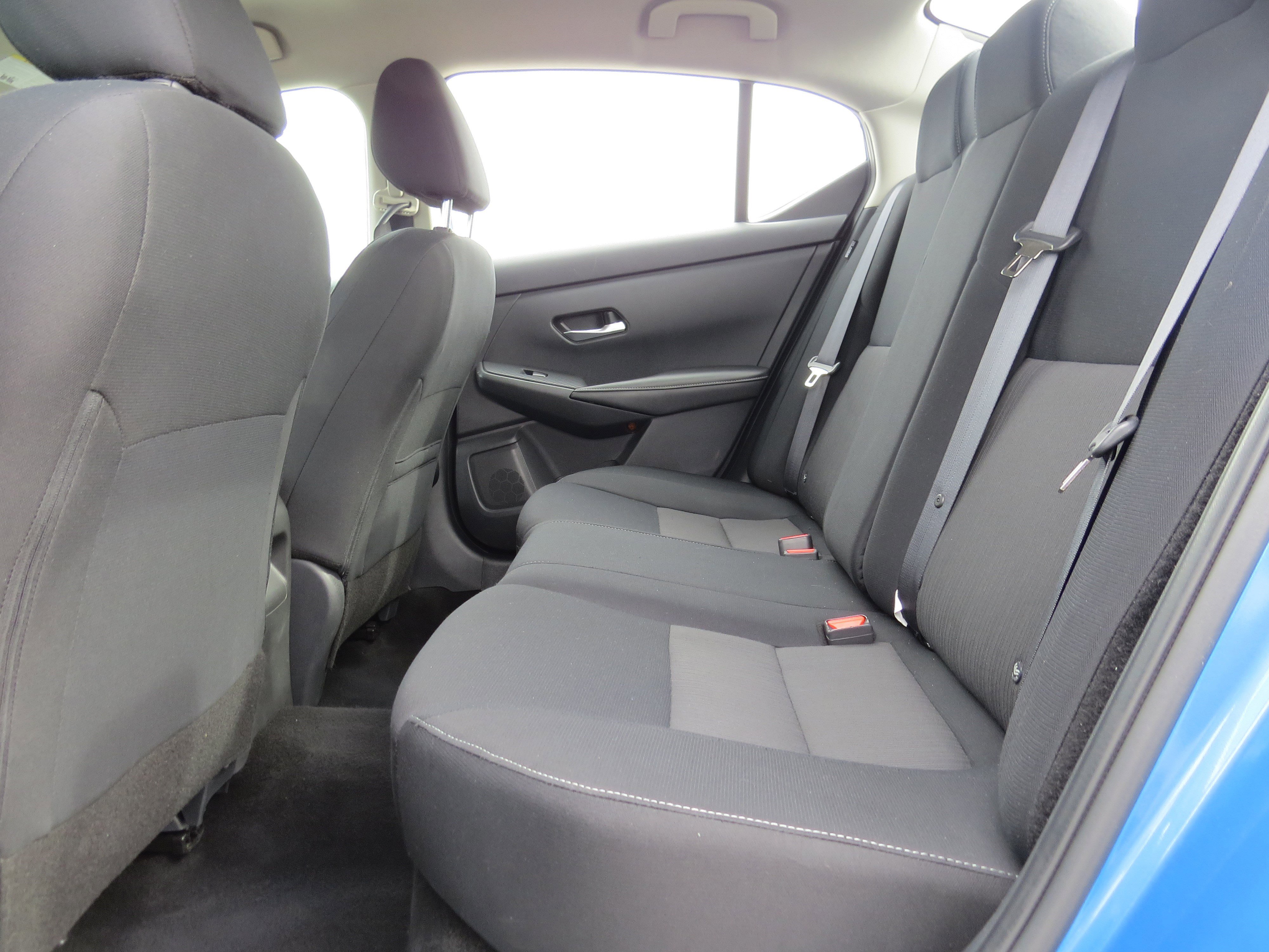 Used 2023 Nissan Sentra SV image 11