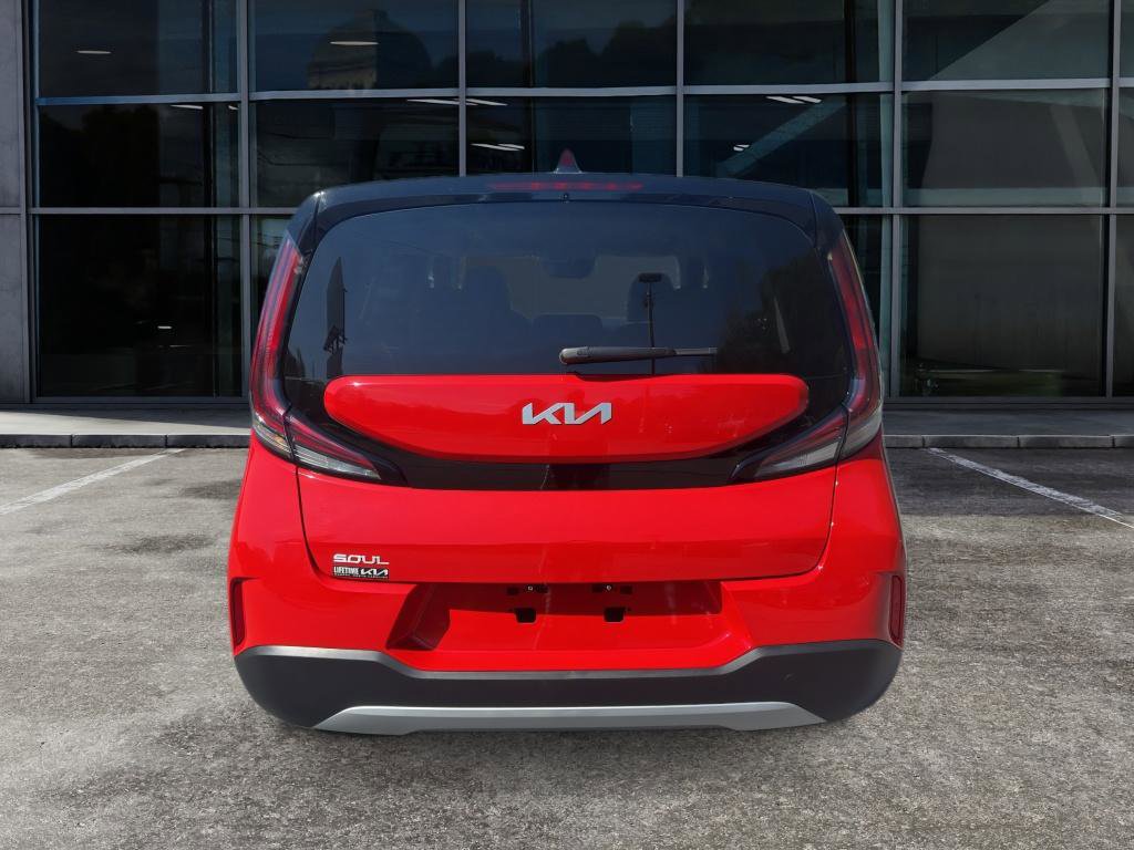 Used 2025 Kia Soul LX image 6