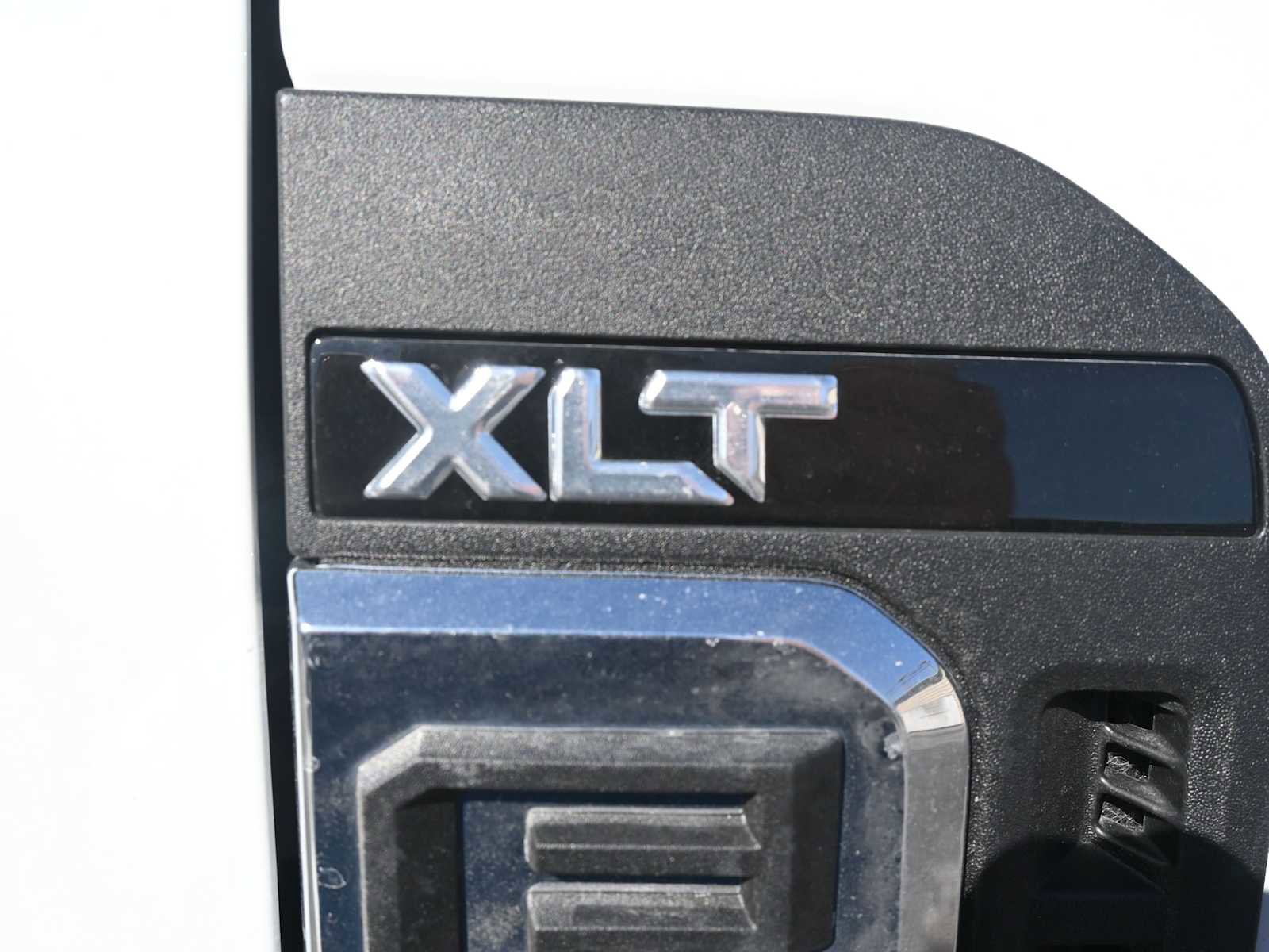 New 2026 Ford F350 XLT w/ 360-Degree Camera Package image 11
