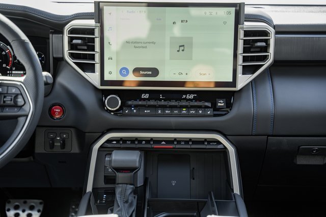 New 2026 Toyota Tundra Platinum w/ TRD Off-Road Package image 21