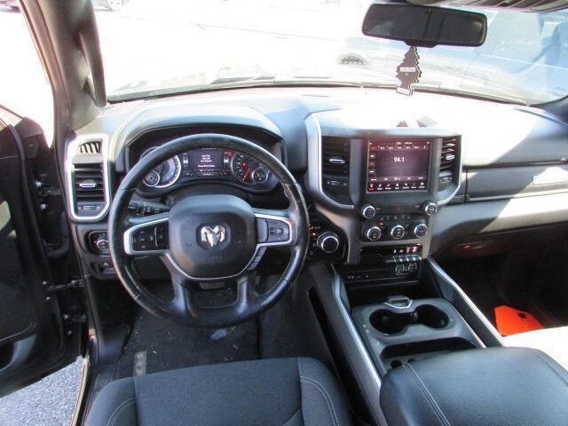 Used 2019 RAM 1500 Big Horn image 14