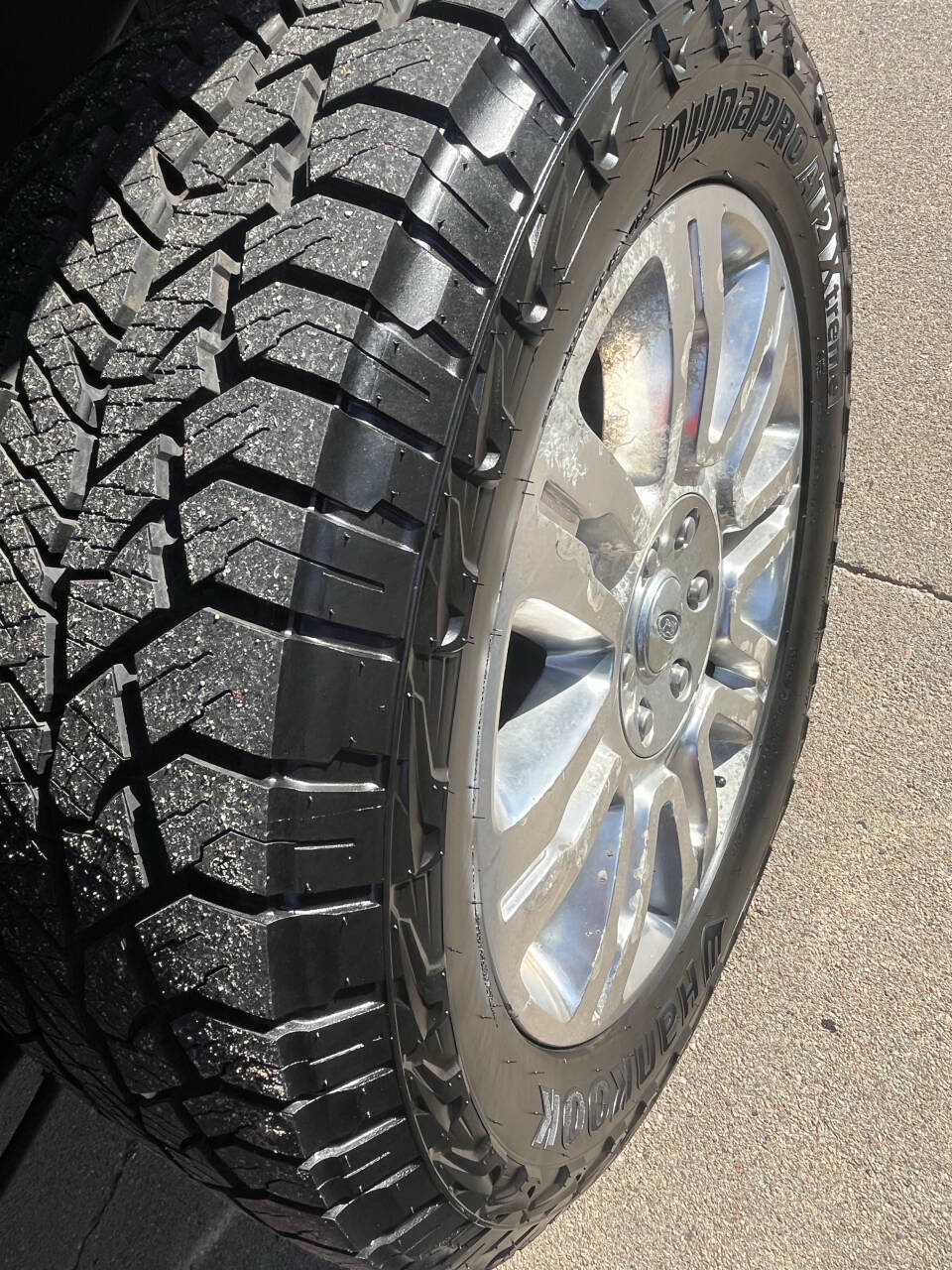 Used 2014 Ford F150 Platinum image 24