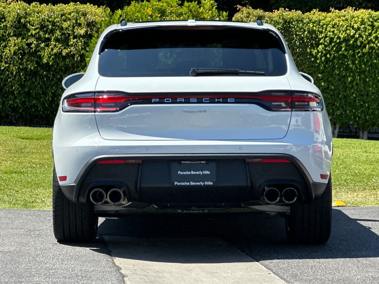 New 2026 Porsche Macan AWD/4WD image 7