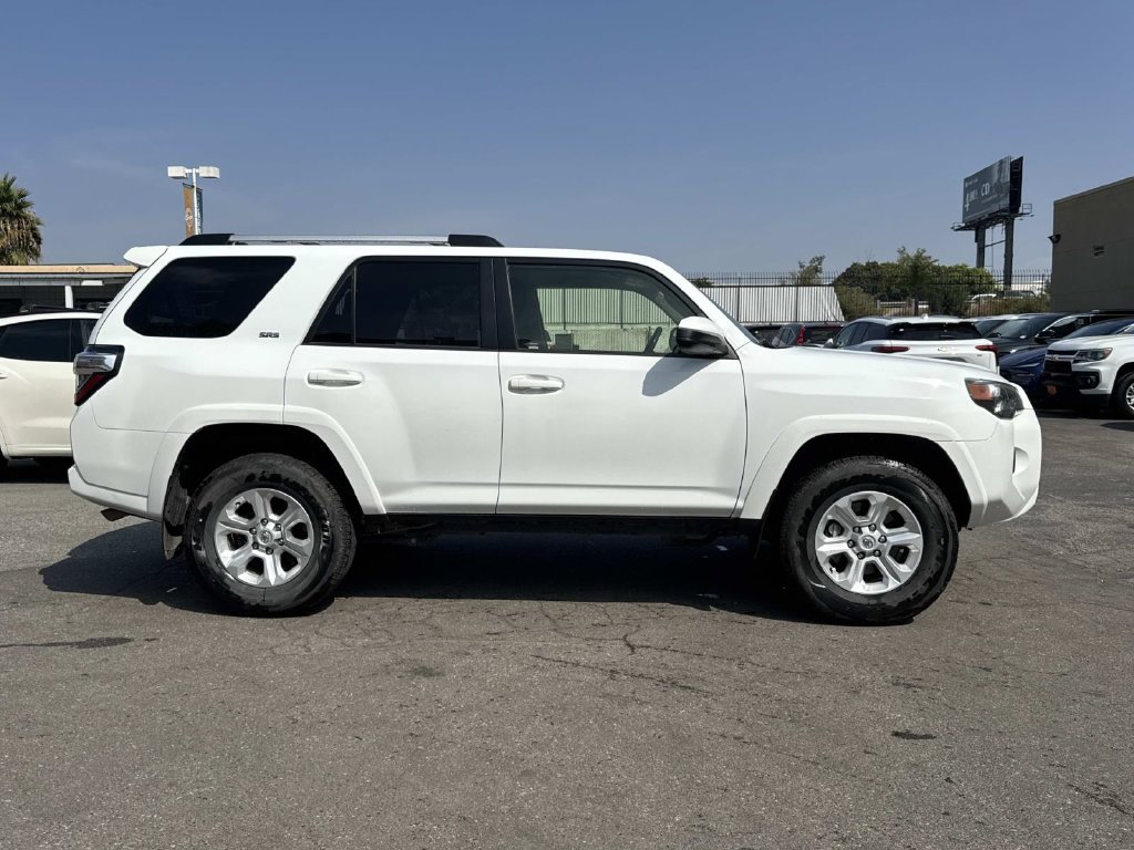Used 2024 Toyota 4Runner SR5 AWD/4WD image 2