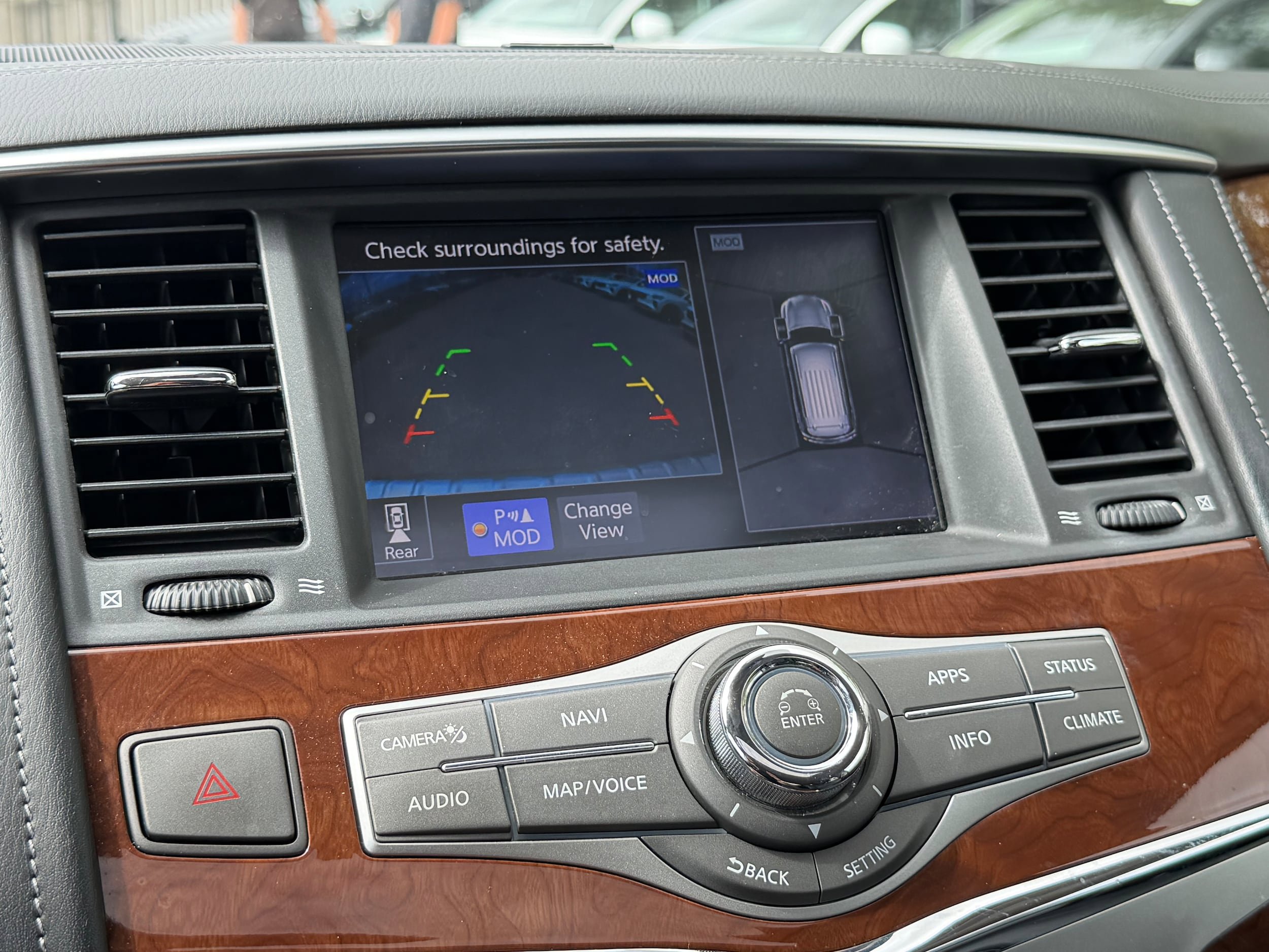 Used 2019 INFINITI QX80 Luxe RWD image 18