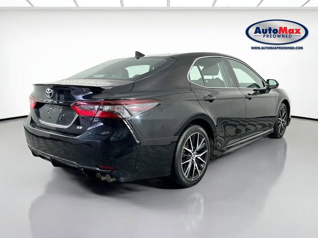 Used 2023 Toyota Camry SE FWD image 2