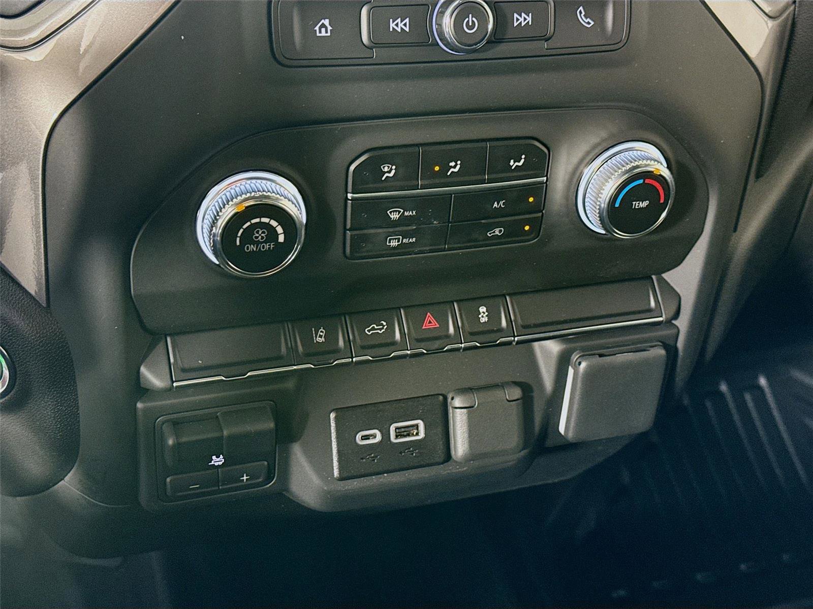 New 2025 GMC Sierra 2500 Pro w/ Convenience Package image 10