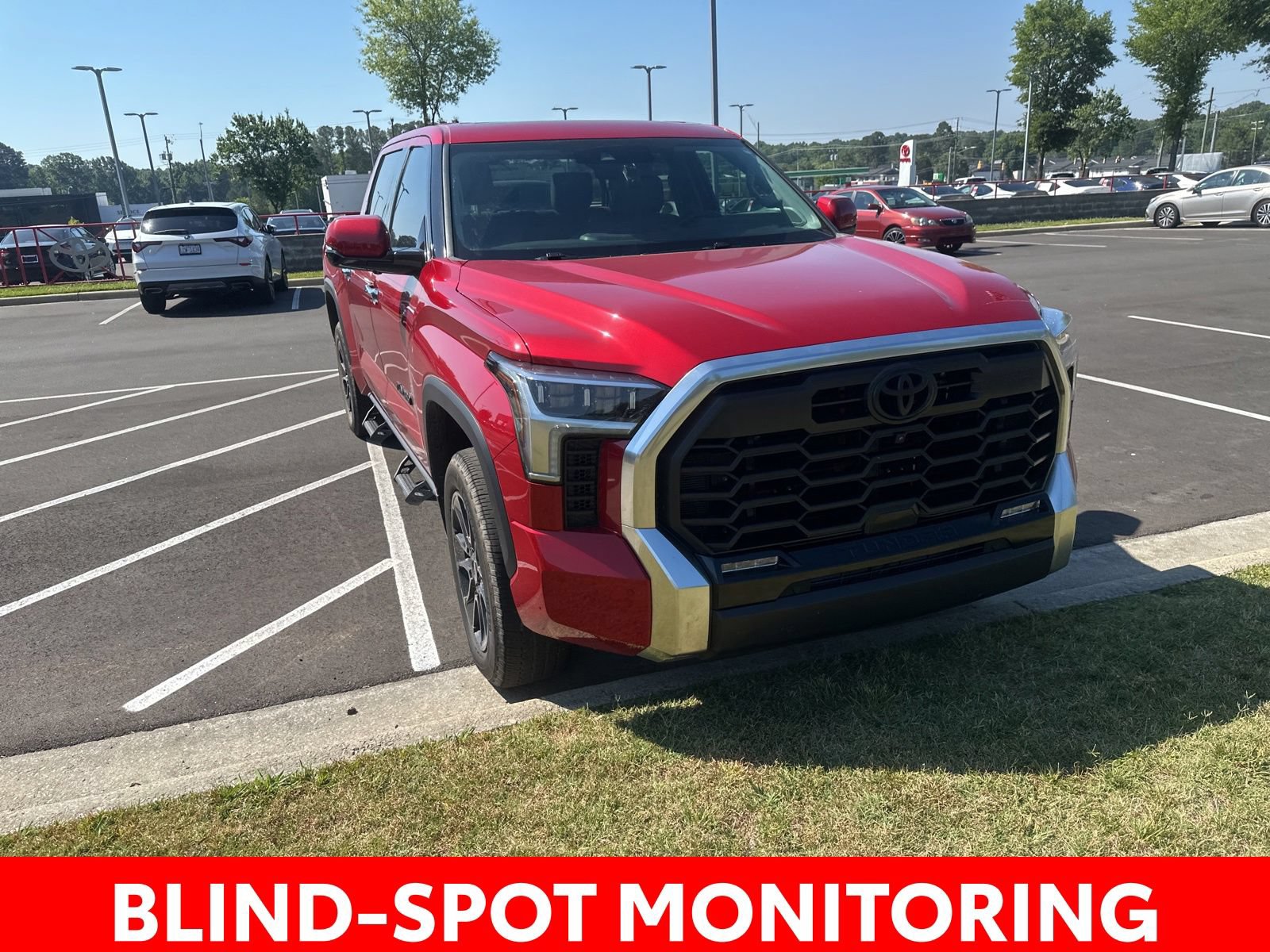 Used 2023 Toyota Tundra Limited w/ TRD Off-Road Package AWD/4WD image 10