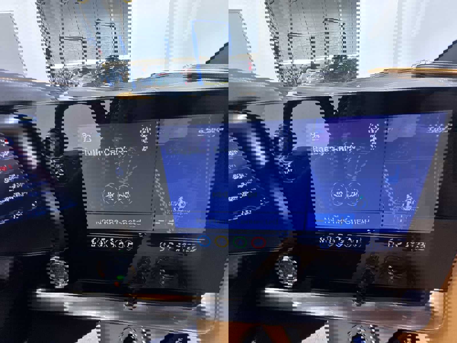 Used 2020 Chevrolet Corvette Stingray Preferred Conv w/ 2LT Preferred Equipment Group image 23