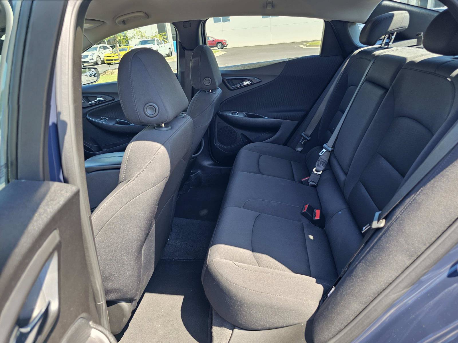 Used 2025 Chevrolet Malibu LT FWD image 30