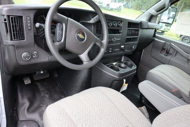 New 2025 Chevrolet Express 3500 w/ Power Convenience Package RWD image 5