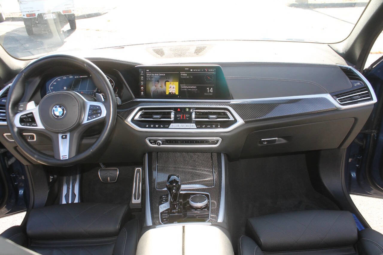 Used 2023 BMW X5 M50i w/ Climate Comfort Package image 39