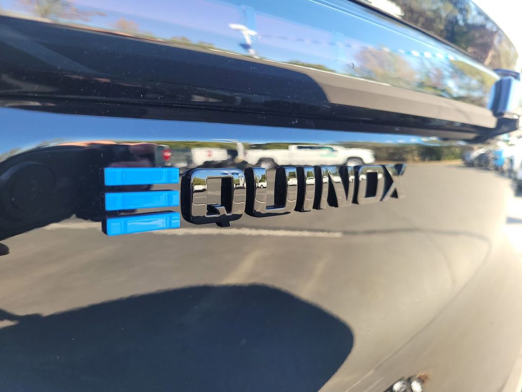 New 2026 Chevrolet Equinox EV RS image 32