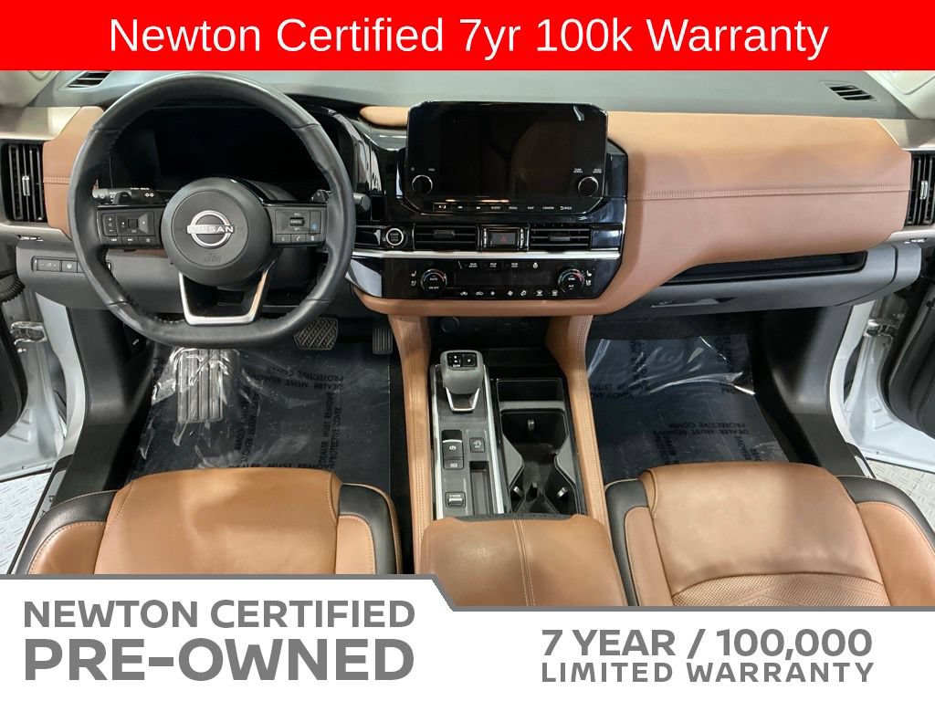 Used 2024 Nissan Pathfinder Platinum w/ Cargo Package FWD image 14
