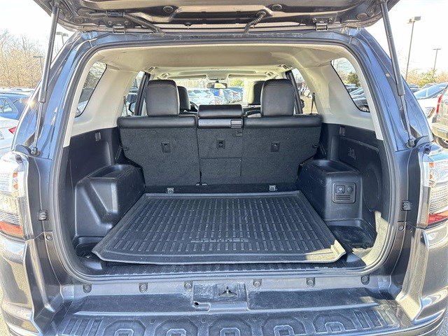 Used 2018 Toyota 4Runner Limited image 12