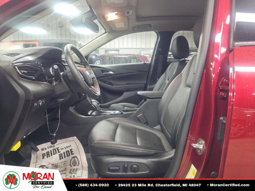 Used 2023 Buick Encore GX Essence w/ Experience Buick Package FWD image 7