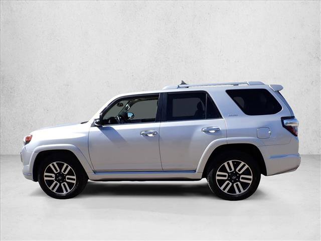 Used 2018 Toyota 4Runner Limited AWD/4WD image 2