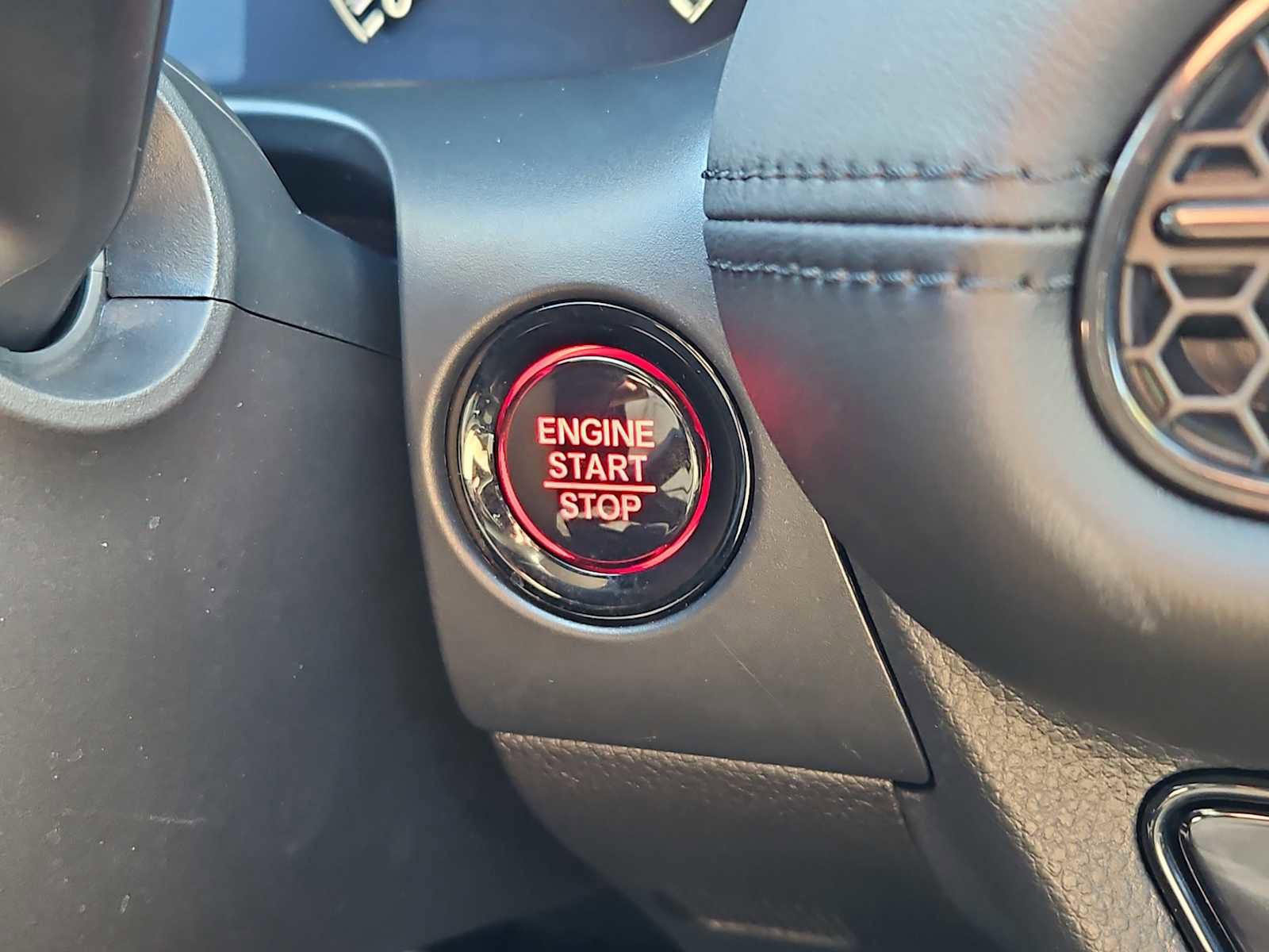 Certified 2025 Honda HR-V LX image 11