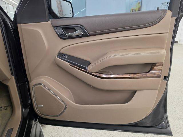 Used 2015 GMC Yukon XL SLT w/ Open Road Package AWD/4WD image 28