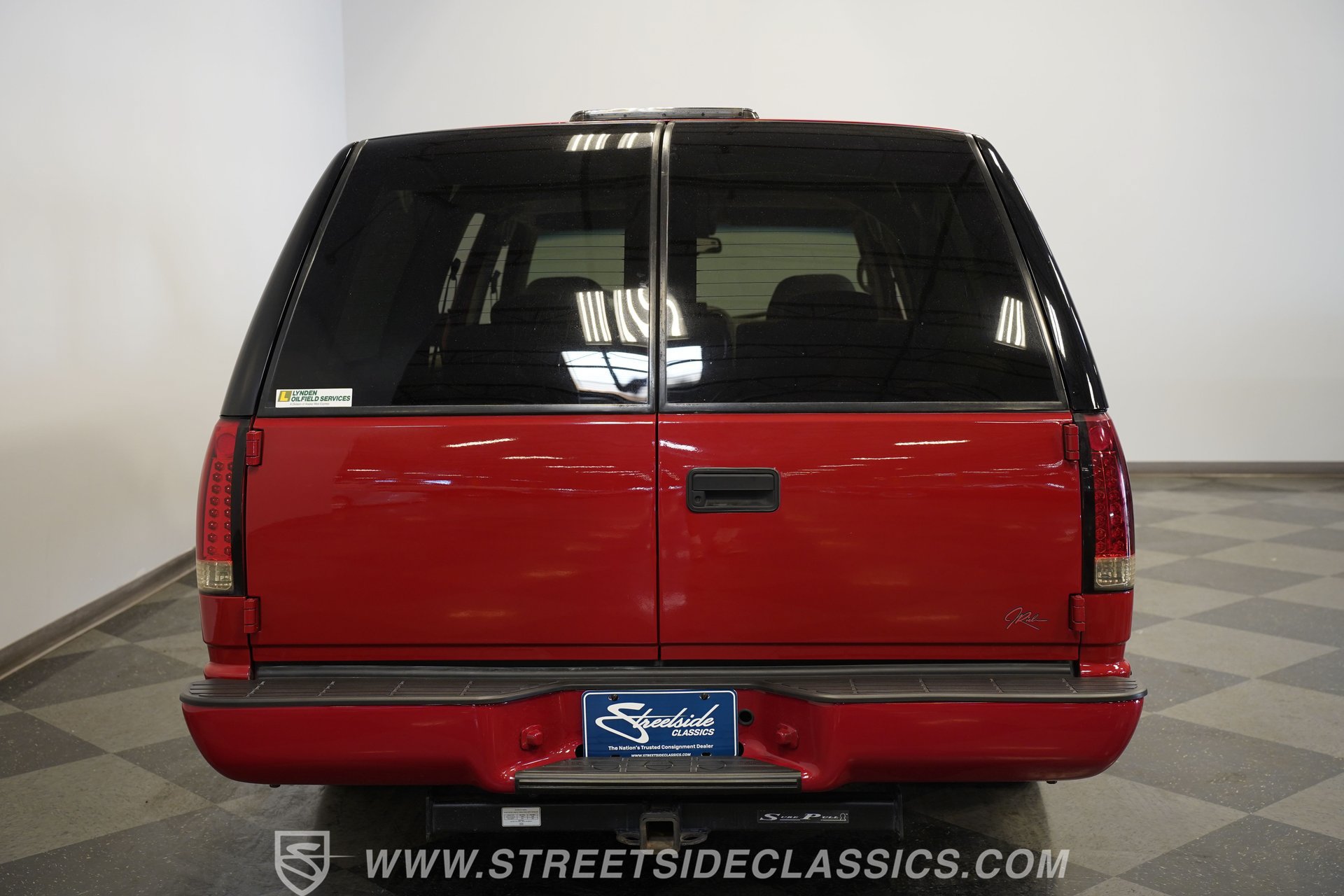 Used 1996 Chevrolet Suburban 2WD image 11