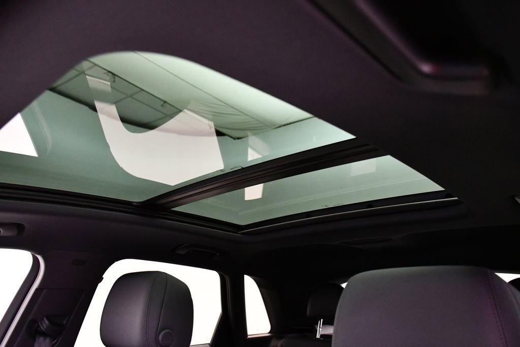 Used 2025 Audi Q3 2.0T Premium w/ Convenience Package image 18