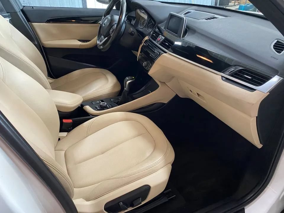Used 2018 BMW X1 xDrive28i AWD/4WD image 26