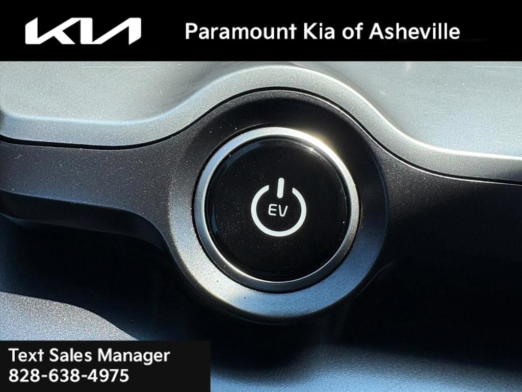 Certified 2023 Kia EV6 Wind w/ Wind Technology Package AWD/4WD image 14