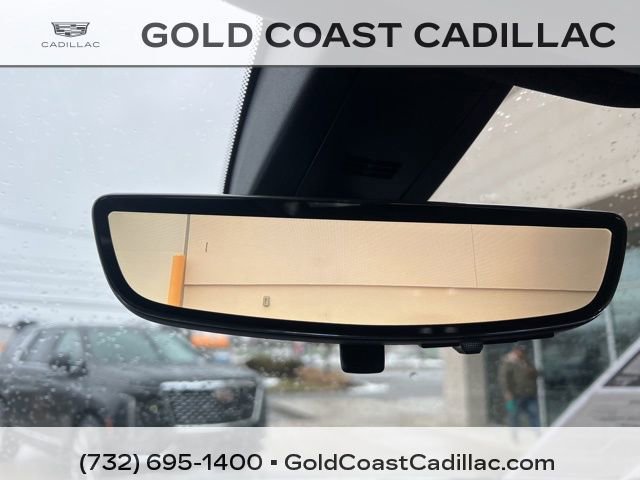 Used 2023 Chevrolet Traverse LT w/ Rear Camera Mirror Package image 24
