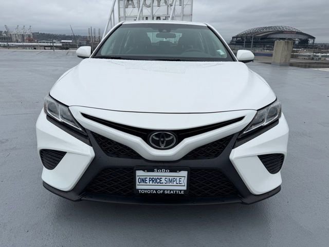 Used 2018 Toyota Camry SE image 9