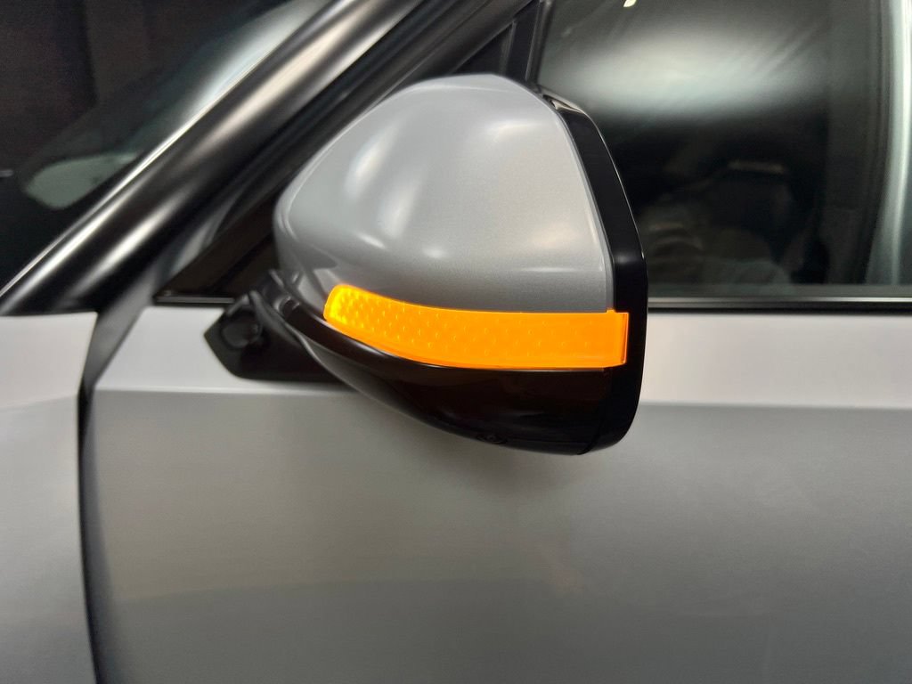 Used 2024 Rivian R1T Adventure AWD/4WD image 26