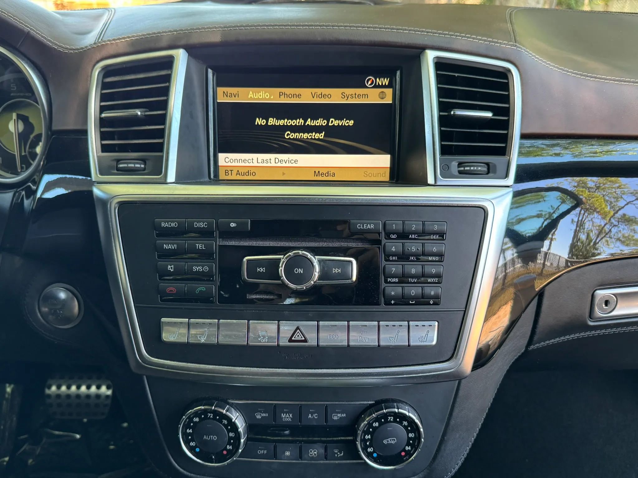 Used 2012 Mercedes-Benz ML 63 AMG 4MATIC w/ AMG Performance Pkg image 24
