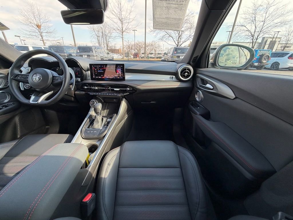 Used 2025 Alfa Romeo Tonale Tributo Italiano image 19