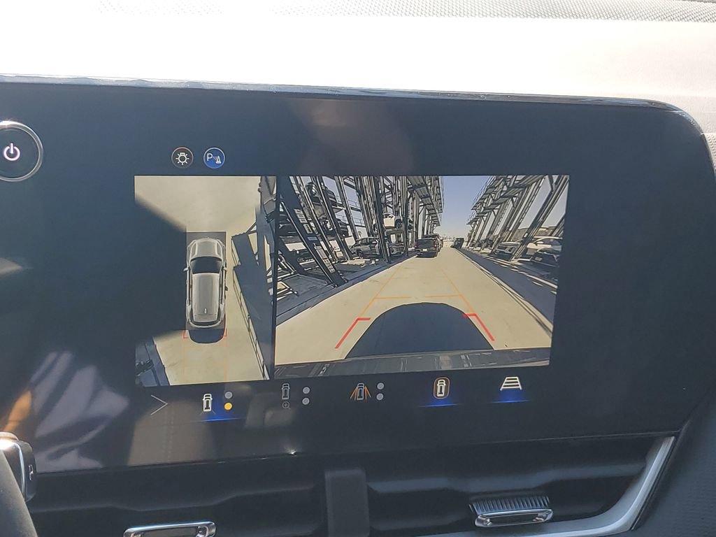 New 2026 Chevrolet Equinox LT image 24