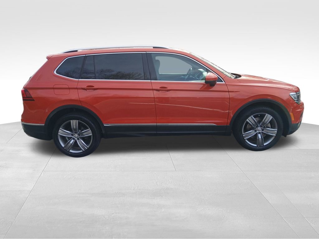 Used 2018 Volkswagen Tiguan SEL Premium image 6