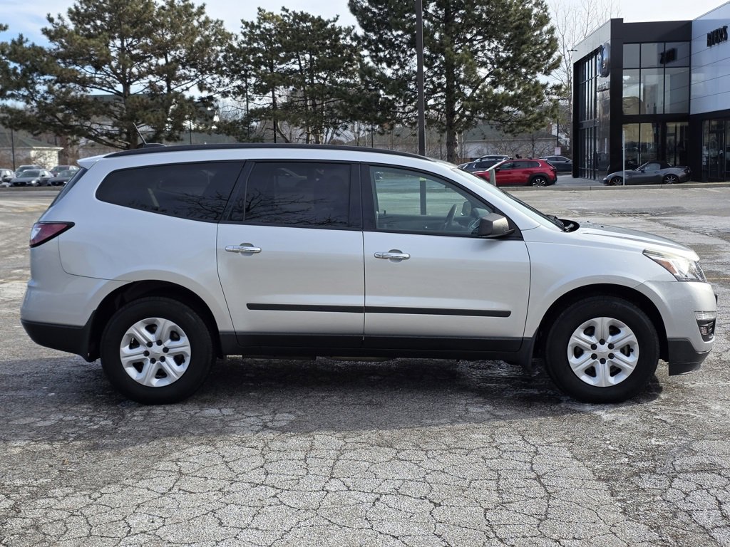 Used 2016 Chevrolet Traverse LS image 6