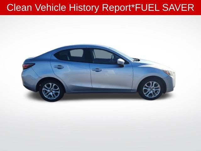 Used 2018 Toyota Yaris iA image 4