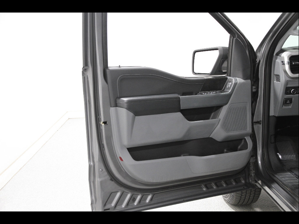 Used 2022 Ford F150 XLT w/ Equipment Group 301A Mid AWD/4WD image 5